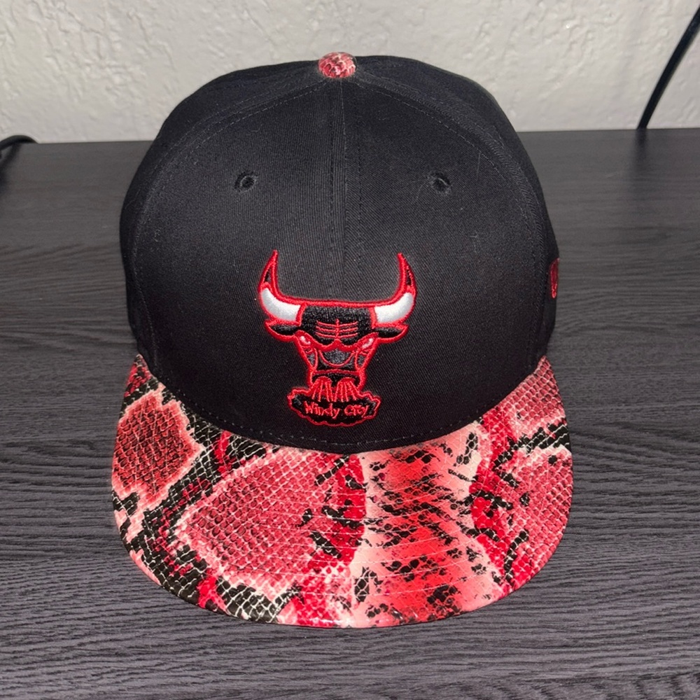 New Era Chicago Bulls SnapBack snake skin